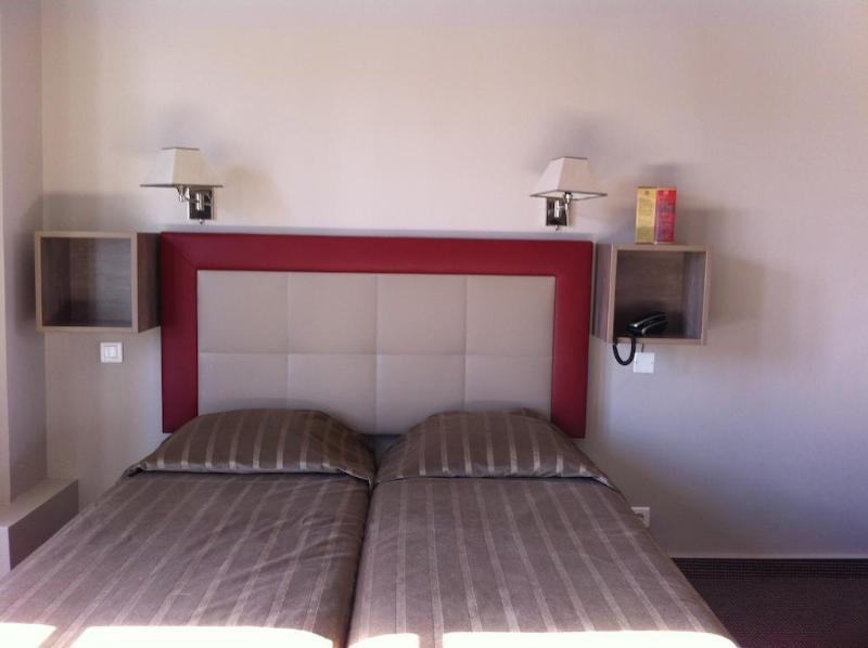 Hotel Saint Pierre Παρίσι Εξωτερικό φωτογραφία